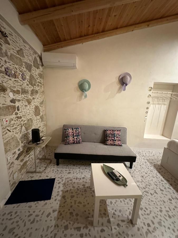 Cocooning Blue House Elafonisi Hotel Vathi  Buitenkant foto